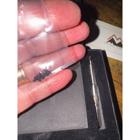 Mountain Voyage Co. minimalist wallet RFID Blocking NEW In Box - Picture 4 of 4